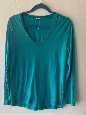 Splendid brand tee